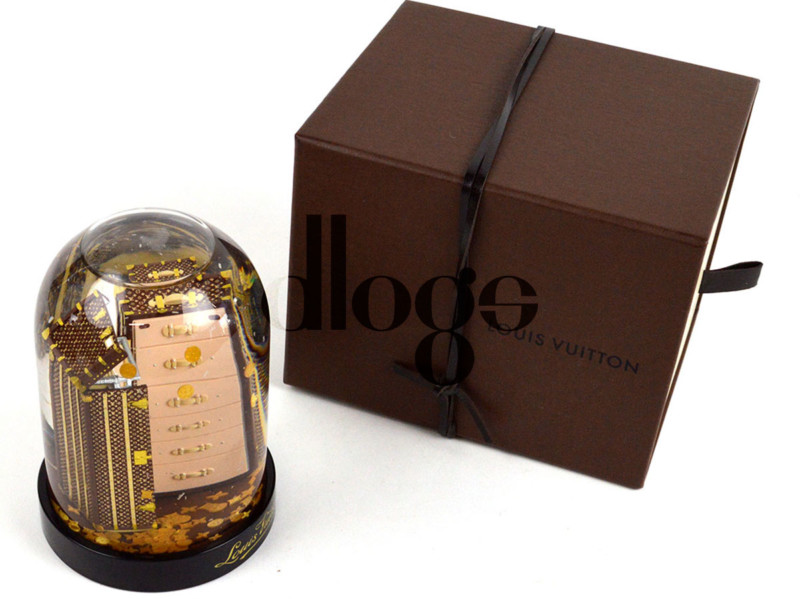 LOUIS VUITTON スノードーム ワードローブトランク